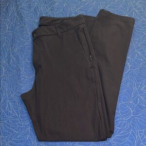 Lululemon Commission Relaxed-Tapered Golf Pant 30" L x 32" W, Black